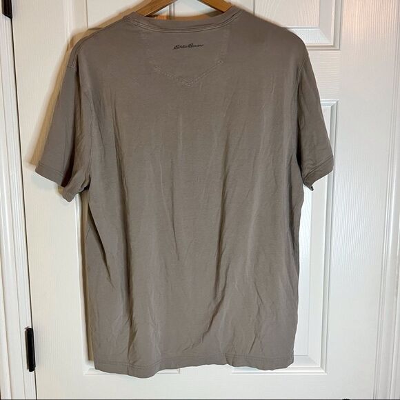 38. Eddie Bauer Active Cotton Tee, Excellent Condition. Size Large - Picture 2 of 5